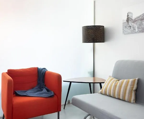 Home2book Design Апартаменты *